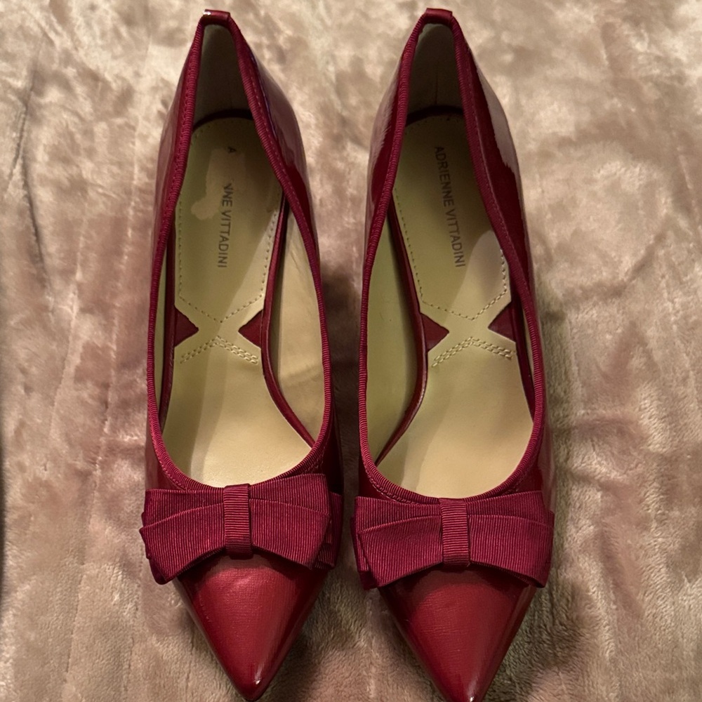 Adrienne Vittadini Burgundy Heels with Bow Accent